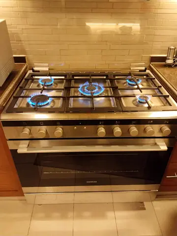 Siemens 5-Burner full Gas oven with fan digital cooking range latest version 90cm