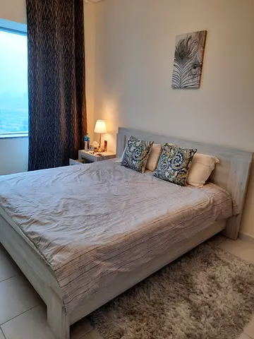 FURNISHED ROOM WITH PRIVATE BATHROOM IN DIFC NEXT TO METRO STATION