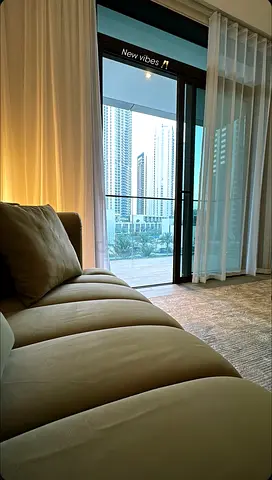 Luxurious comfy Italian 3-seater sofa in green — perfect condition