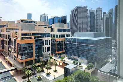 Combined Office | 11 Parkings | Semi Fitted