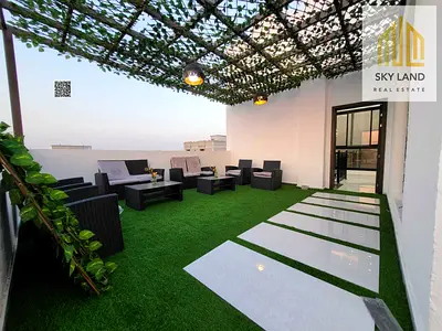 Villa with swimming pool_2floors,roof_Including AC,electricity,water-Negotiable_freehold