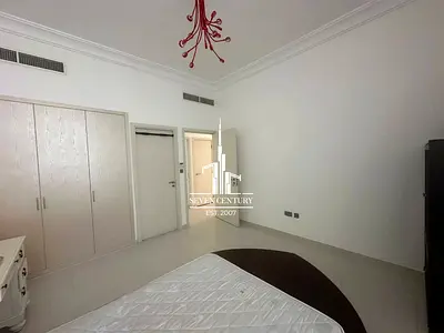 THM-1 Layout |Tenanted|Easy Access to Malibu Beach