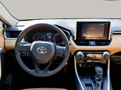 صورة 10 لـ 2024 Toyota RAV 4