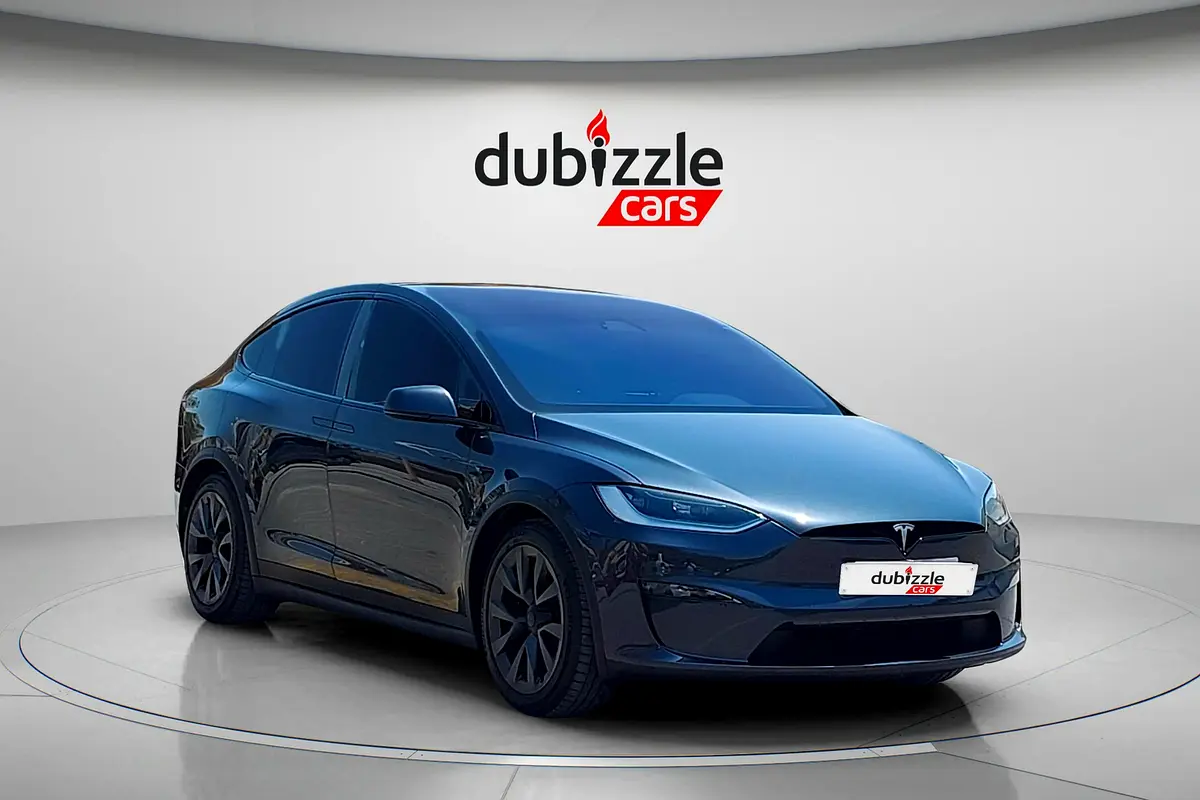 Tesla Model X 2024 — photo 1 of 17