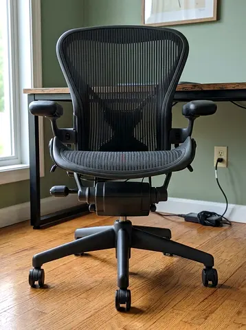 Herman Miller Aeron Chair - Size B, Excellent Condition
