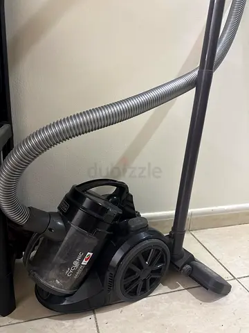 Black + Decker Vacuum Cleaner - Good Condition