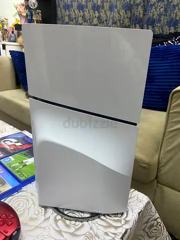 PS5 slim with disk version TDRA With 5 Gaming disk + 4 PS5 controller 🎮🎮🎮 All like new No BoX