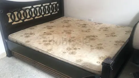 King size bed with mattress