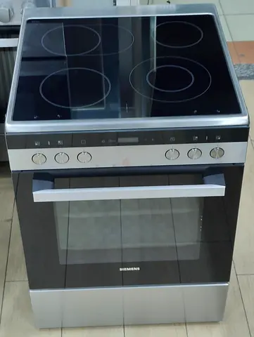Bosch latest model 4 Hobs Electric cooker 60by60 cm
