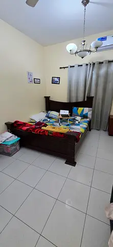 Wooden King size bed  matress 200x220