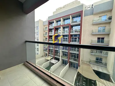 COZY & MODERN 1 BHK • HIGH-END FINISHES • FULL AMENITIES • DLRC