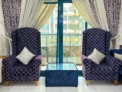 2 Elegant Armchairs for Sale – Excellent Condition | Moving Sale