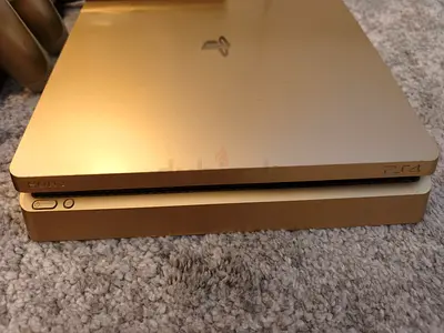 PS4 Slim Gold 500GB with PS4 Camera