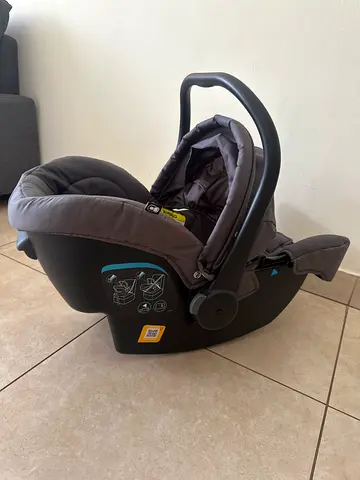 Joie Infant Car Seat (Gray) - Good Condition