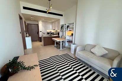 Modern 1 Bedroom | Furnished | Brand New