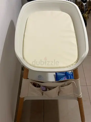 Beberoad Portable Baby Changing Table with Storage Pockets - Light Cream