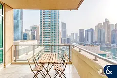 Perfect Location | 3 Bed | Marina Views