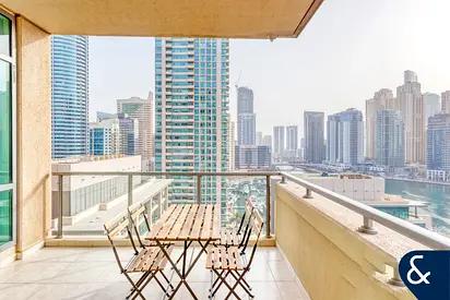 Perfect Location | 3 Bed | Marina Views