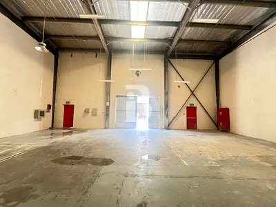 Only 150 k yearly 1865 Sqft Warehouse in DIP