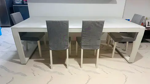 Dining table- 6 seater(4 chairs only )