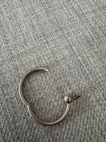 Pandora Sterling Silver necklace (925)