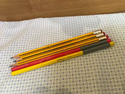 Pencils with erasers - set of 5