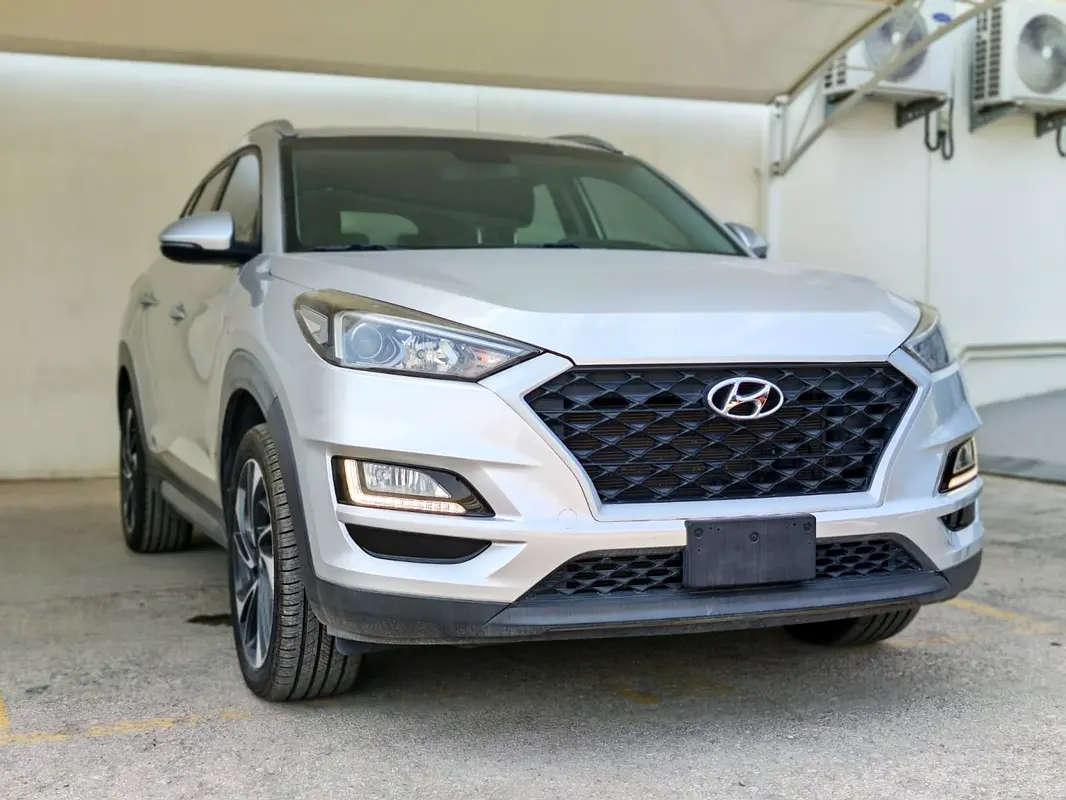 Hyundai Tucson 2019 — photo 1 of 18