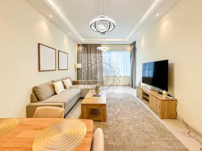 1BR Lake View | High Floor | Bills Included