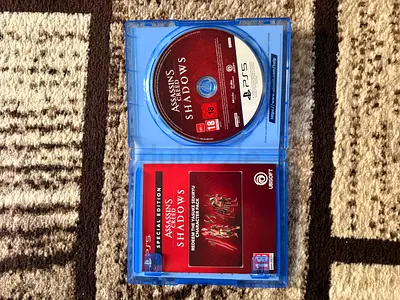 Assassins Creed Shadows (PS5) - Physical Disc, Like New