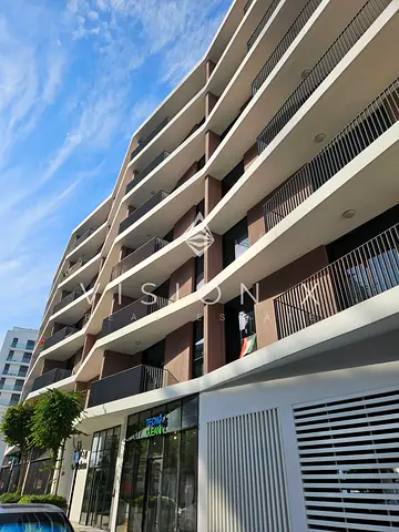 Chic | Walkable Area | Smart Layout