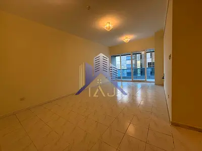 Luxury 2BR Apartment | SZR | Near World Trade Center Metro | Parking