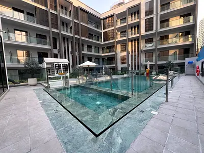Ready to move|Spacious 1BR | Park Facing Balcony