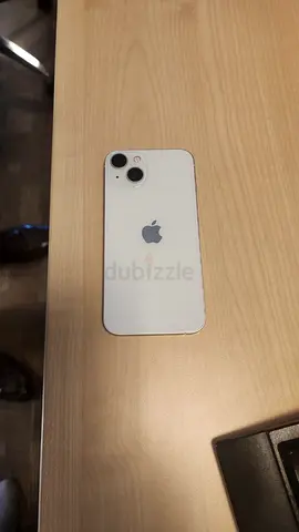 iPhone 13 in Excellent condition —128 GB (Star Light) - Apple Warranty