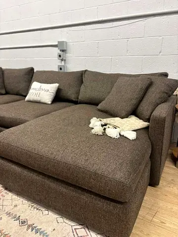 Cratebarrel lounge deep L shape sofa