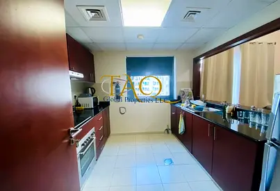 Cheapest deal!!Luxury furnished auto system@70k 1 chq