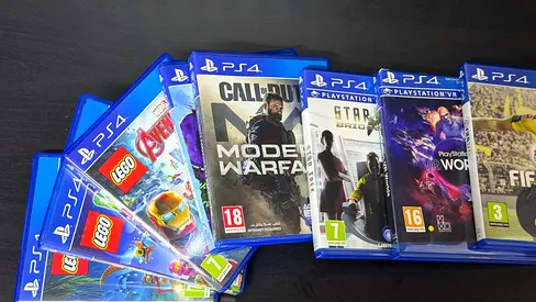PS4 games 50 AED each , Fifa 17, CALL DUTY …