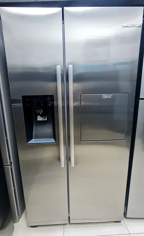 Bosch series 8 ice maker with water dispenser digital invtar latest version refrigerator 90cm