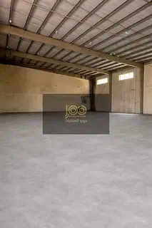 The warehouse is equipped with ready-made offices to help you manage your business easily. (100V)