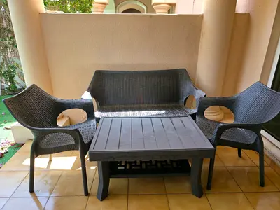 Cambridge outdoor patio furniture set - 4pcs (sofa + 2 chairs + table)