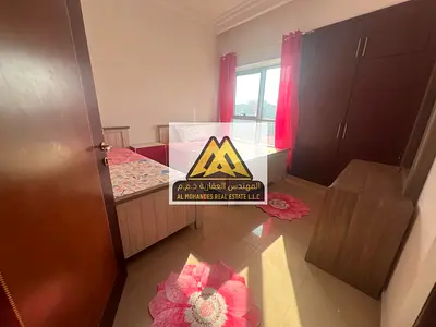 Beautiful apartments now available in an excellent location, suitable for everyone, with maintenance included by the owner. Family-only building.