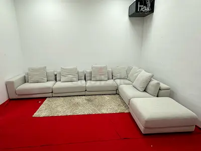 As perfect condition Chattlesmore sofa