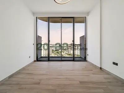 Huge Layout l Modern Design l Prime Area