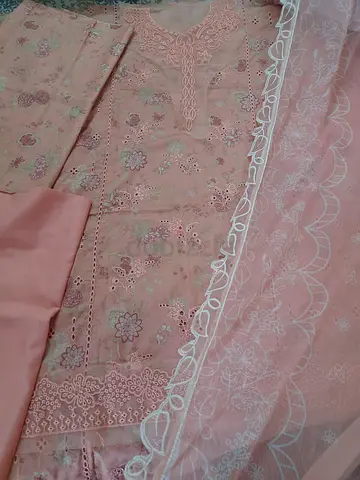 Light Pink Embroidered unstitch  chikken kaari Suit with inner and Dupatta -