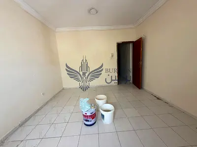 Spacious Studio Apartment with Separate Kitchen | Free Parking Included