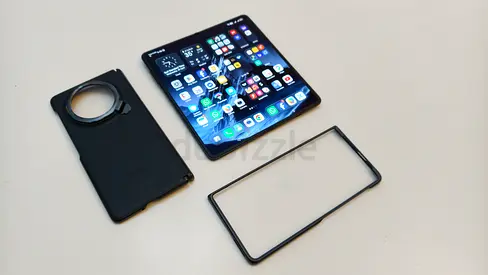 Honor Magic v3 Uae