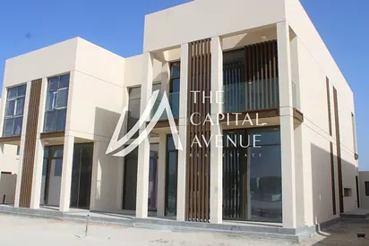 Waterfront Villa | Single Row | Huge Plot | Vacant