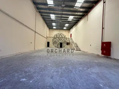 WONDERFULL/ 3700 sqft warehouse with 14 killowat/