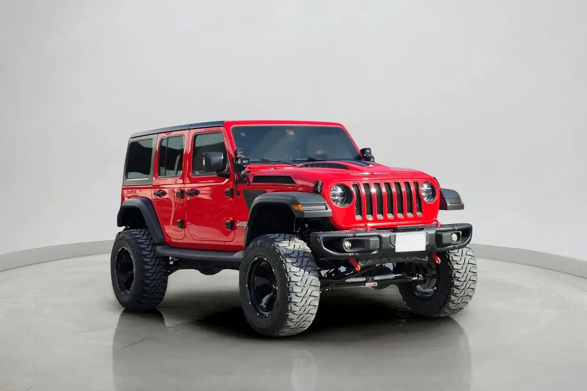 Jeep Wrangler Unlimited 2018 — photo 1 of 14