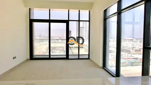 Corner unit // Lagoon & Downtown Facing // 1.3M