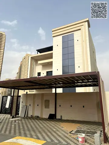 For sale: 6-bedroom villa, fully furnished and equipped with air conditioning, electricity, and water.